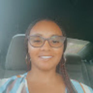 Meet your Posher, Sharnea